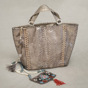 Snake bag -  borsa artigianale in pelle cucita a mano, pezzo unico
